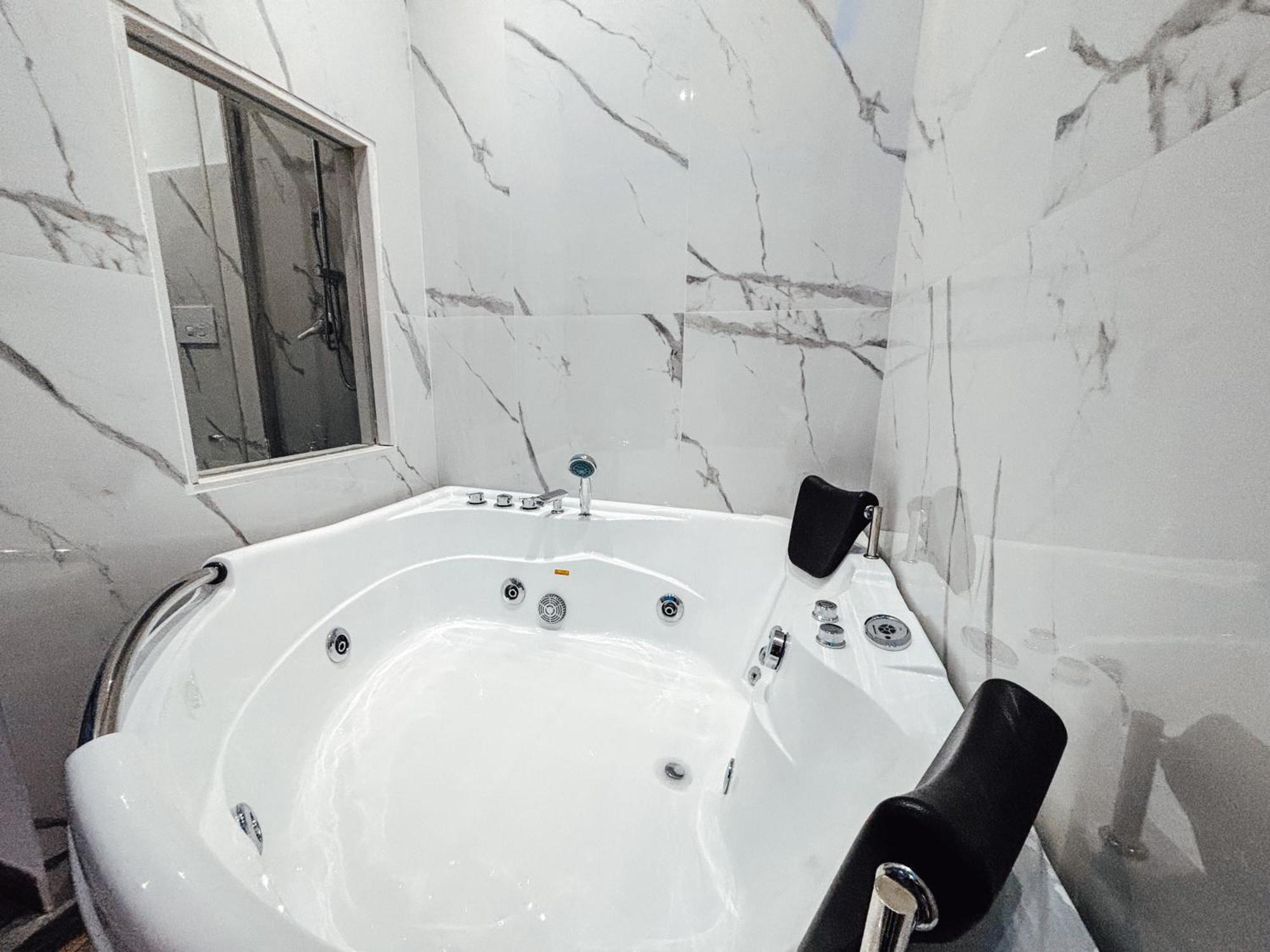 Matriosca Suites Roma Ngoại thất bức ảnh